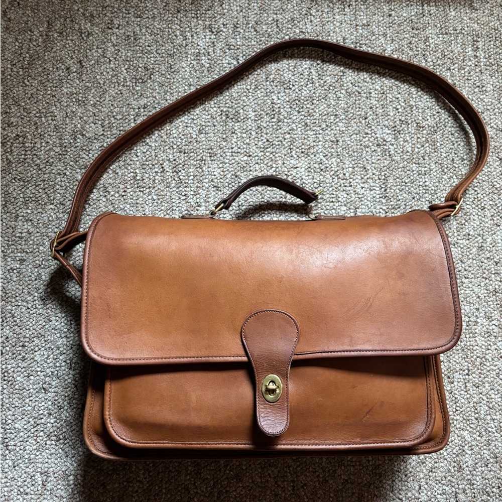 Vintage coach metropolitan bag